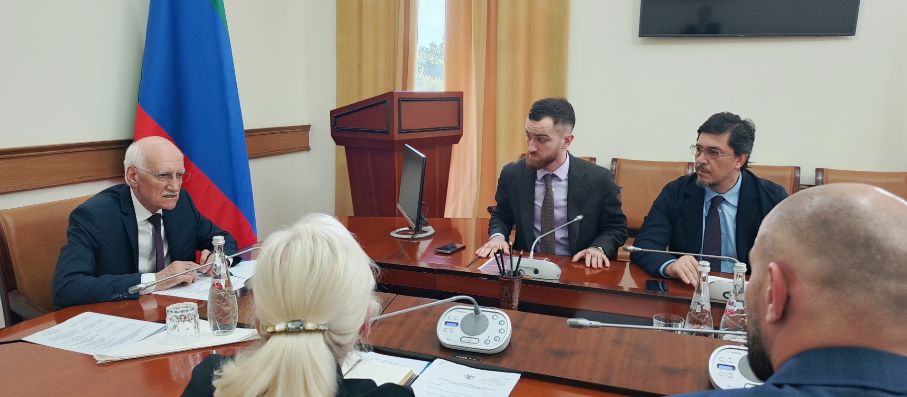 Проведение праздника Курбан-байрам обсудили на совещании в правительстве Дагестана